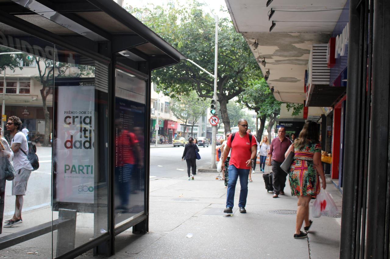 Com Bar Av Copacabana 479 Ap 201 * Rio de Janeiro